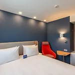 Hotel Express Hamburg South A7 As42, An Ihg