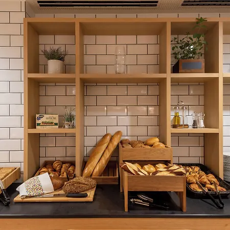 Express Hamburg South A7 As42, An Ihg Hotel