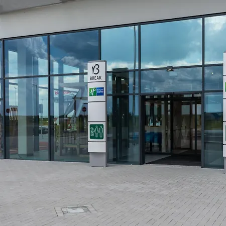 Express Hamburg South A7 As42, An Ihg 3* Dohle