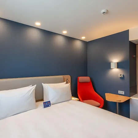Hotel Express Hamburg South A7 As42, An Ihg